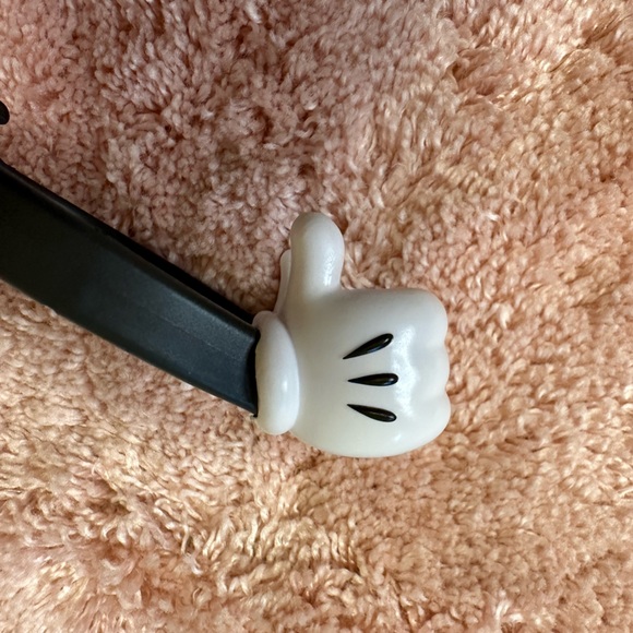 New - DISNEY Spinpop Mickey Mouse Cell Phone Stand Holder and 3 Stickers - Picture 4 of 5